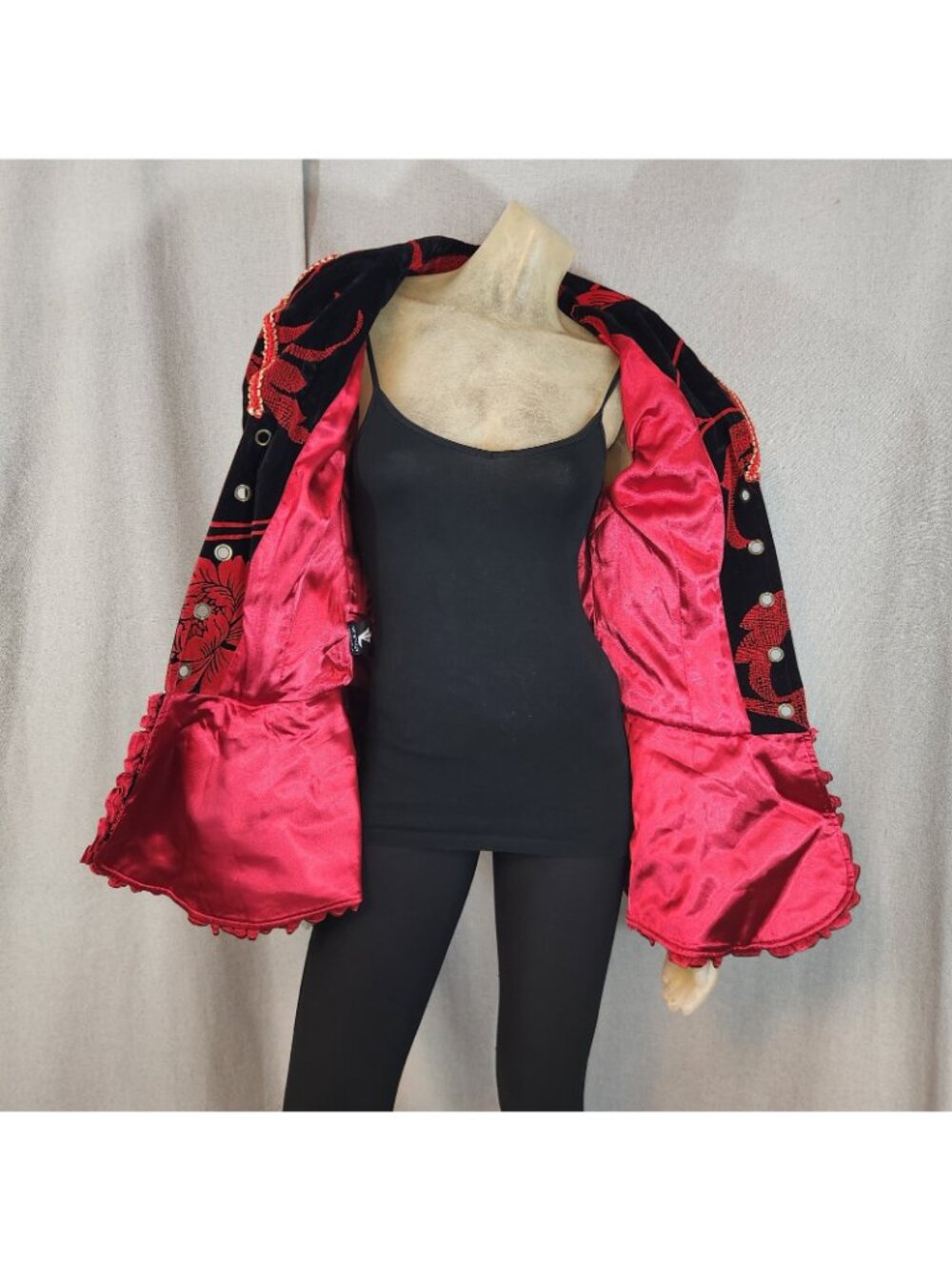 Von Lancelot Red Black Jacket Coat Adult Size LARGE Pirate Cosplay Costume - Picture 7 of 11